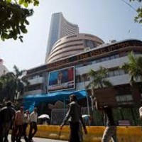 Sensex Falls 113 Pts On Wider Trade Deficit, Muted Earnings